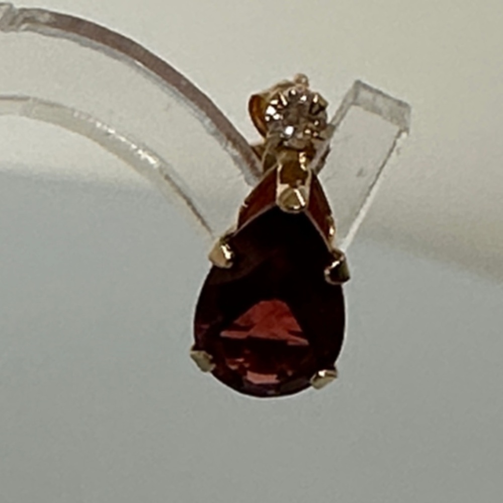 10k real solid Gold Garnet Gems Earrings
